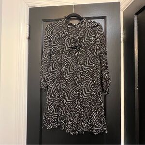 PINKO Black & White Patterned Long Sleeve Dress